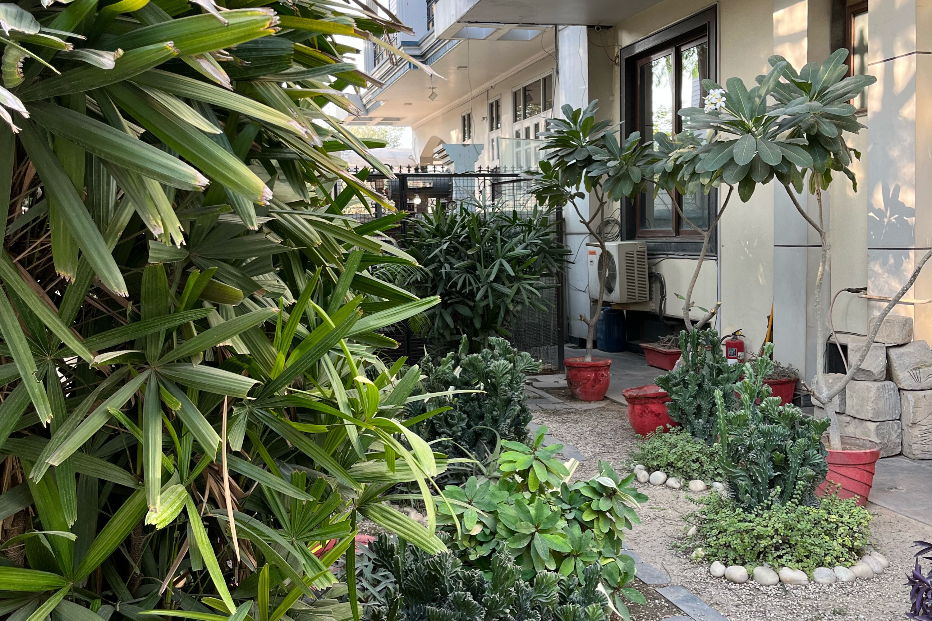 Yuhi Suites - Tap to explore photos