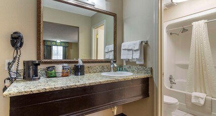 Best Western Sunday House Inn Room Type - 2 Queen Beds, Non-Smoking, Pet Friendly Room, High Speed Internet Access, Coffee Maker, Hairdryer, I Best Western Sunday House Inn Room Type - 2 Queen Beds, Non-Smoking, Pet Friendly Room, High Speed Internet Access, Coffee Maker, Hairdryer, I