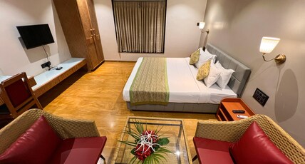 YASH RESORT Room Type - Two Bedroom Cottage