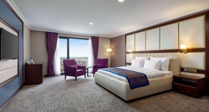 Ramada Plaza By Wyndham Silivri Room Type - Premium Double Bed Sea View