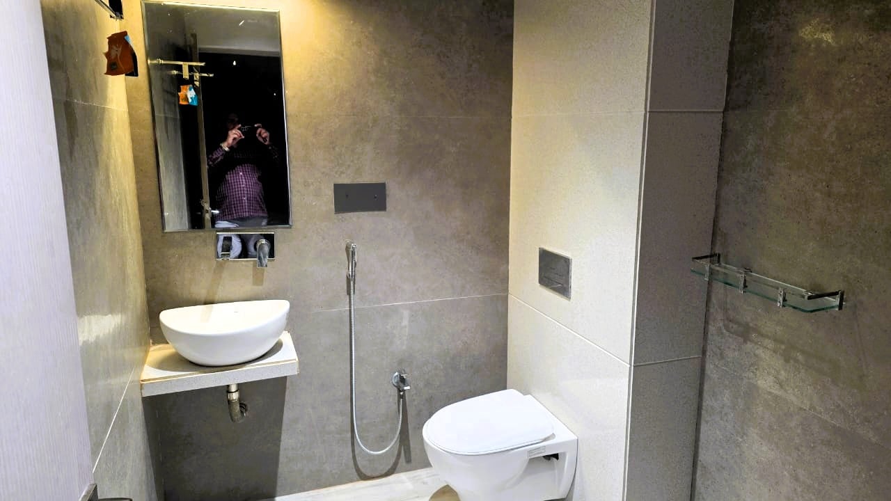 Hotel Grand City Orai - Tap to explore photos