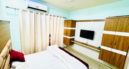 Rv-In Room Type - Deluxe Room 