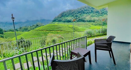 Zero Degree Jungle Resort Room Type - Tea Garden Family Room