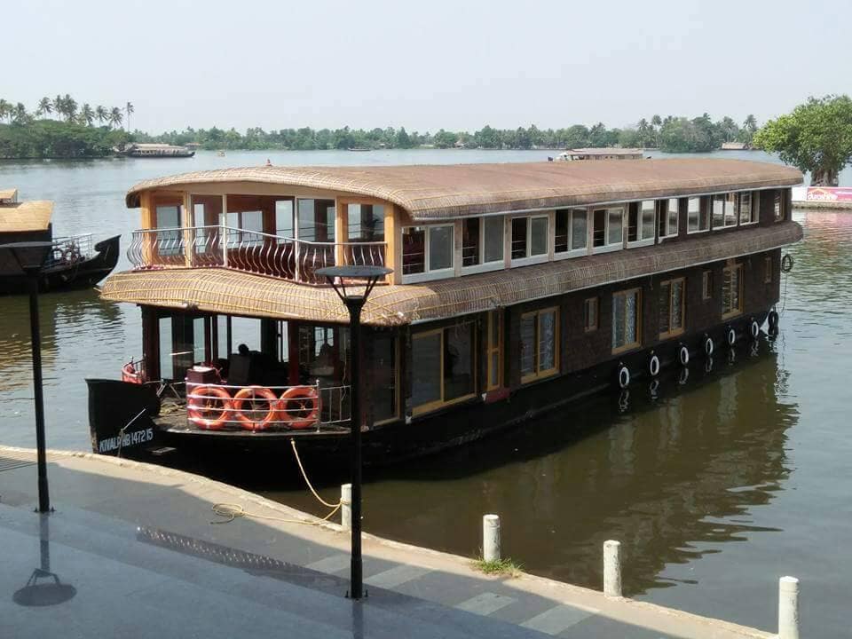 SREEKRISHNA HOUSEBOATS - Tap to explore photos