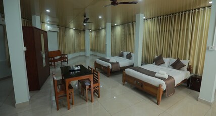 Premier Tourist Home Room Type - SUPER FAMILY SUITE AC Premier Tourist Home Room Type - SUPER FAMILY SUITE AC