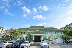 Bangkok Natural Resort and Spa by Dancenter