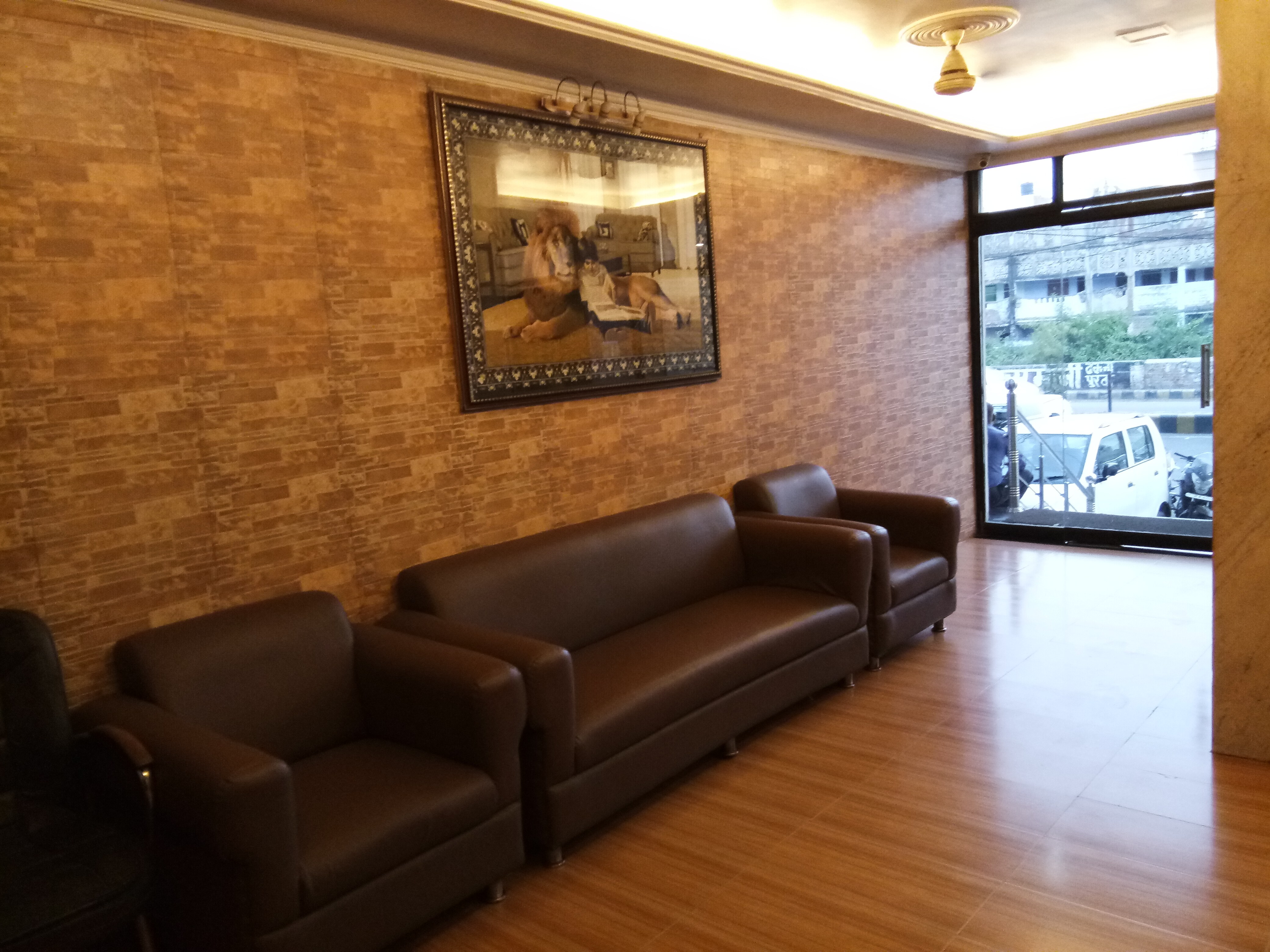 Main gallery
