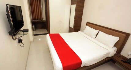 HOTEL SHREE BALAJI Room Type - Standard Non AC Room