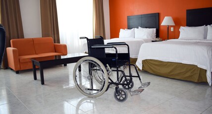 Holiday Inn CAMPECHE Room Type - 1 Double Standard Accessible