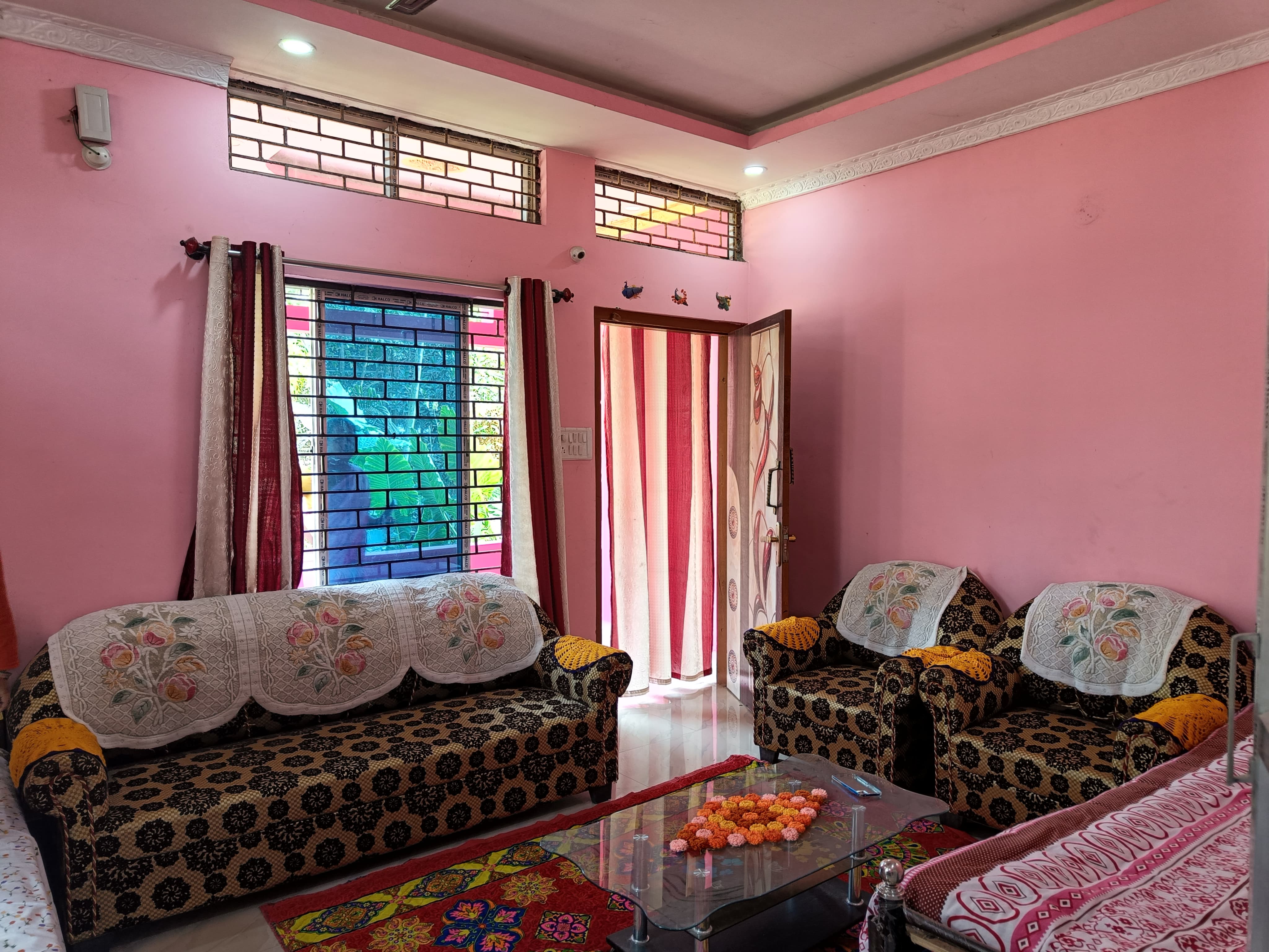 Asomi Bandana Homestay - Tap to explore photos
