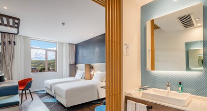 Holiday Inn Express LITANG Room Type - 2 Double Standard