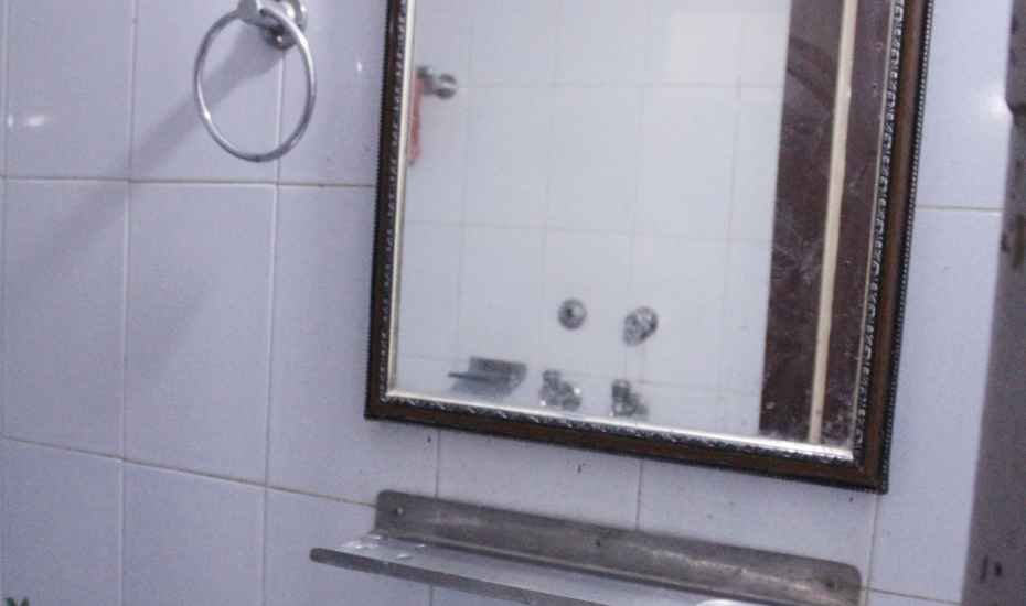 Hotel Anand - Tap to explore photos