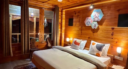 Zoella Tirthan Valley Room Type - Private Room with Attached Washroom, Free WiFi and Mountain View Zoella Tirthan Valley Room Type - Private Room with Attached Washroom, Free WiFi and Mountain View