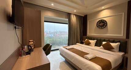 Hotel Vivaan (Walk to Banke Bihari Temple) Room Type - Premium Darshan Room