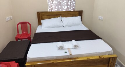 Skymountainsguesthouse@a/c rooms Room Type - 201