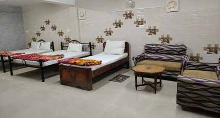 Hotel JMD International Dalkhola Room Type - FAMILY DELUXE