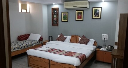 Hotel Tulsi Inn Room Type - Super Deluxe-Luxury room