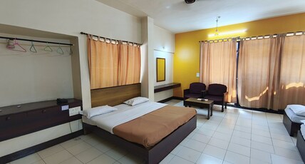Hotel Manorath Room Type - Non AC Family Bed (4 bed)