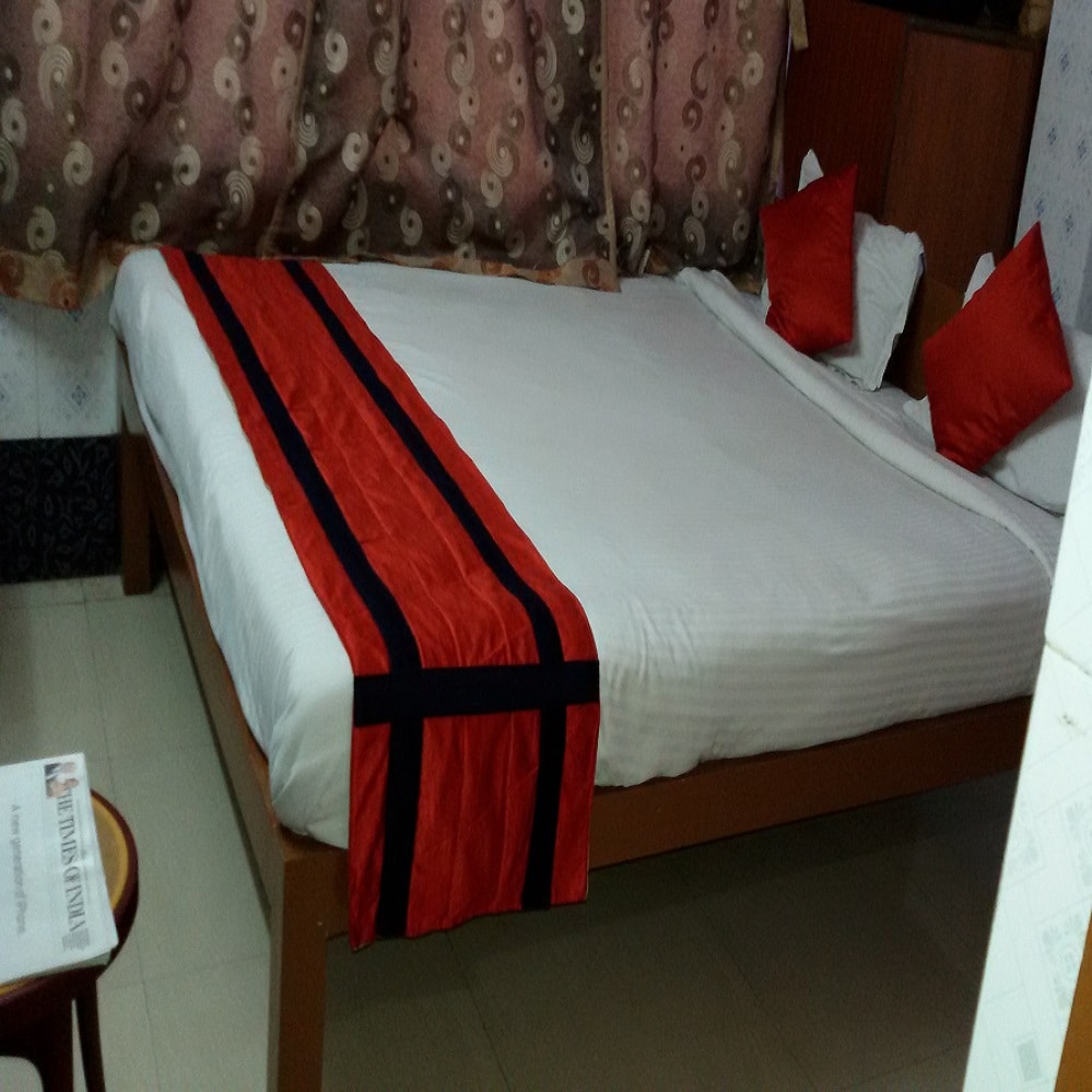 Hotel Geetanjali - Tap to explore photos