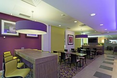 Holiday Inn Express Harlow
