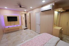 Hotel Royal (Fazalganj Chauraha)