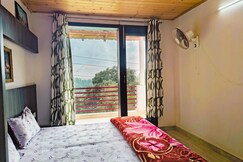 Rosemarry Villa 2 Rooms| FF by Homeyhuts