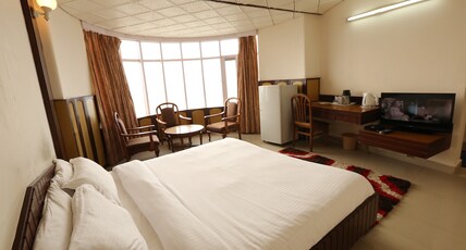 Hotel Barog Heights Room Type - Deluxe Room