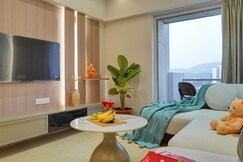 The White House luxury stay