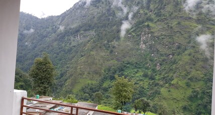 Hotel Arpit Room Type - Deluxe Mountain View Room