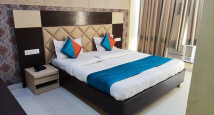 Hotel Travora Suites - LalQila Room Type - Deluxe Room