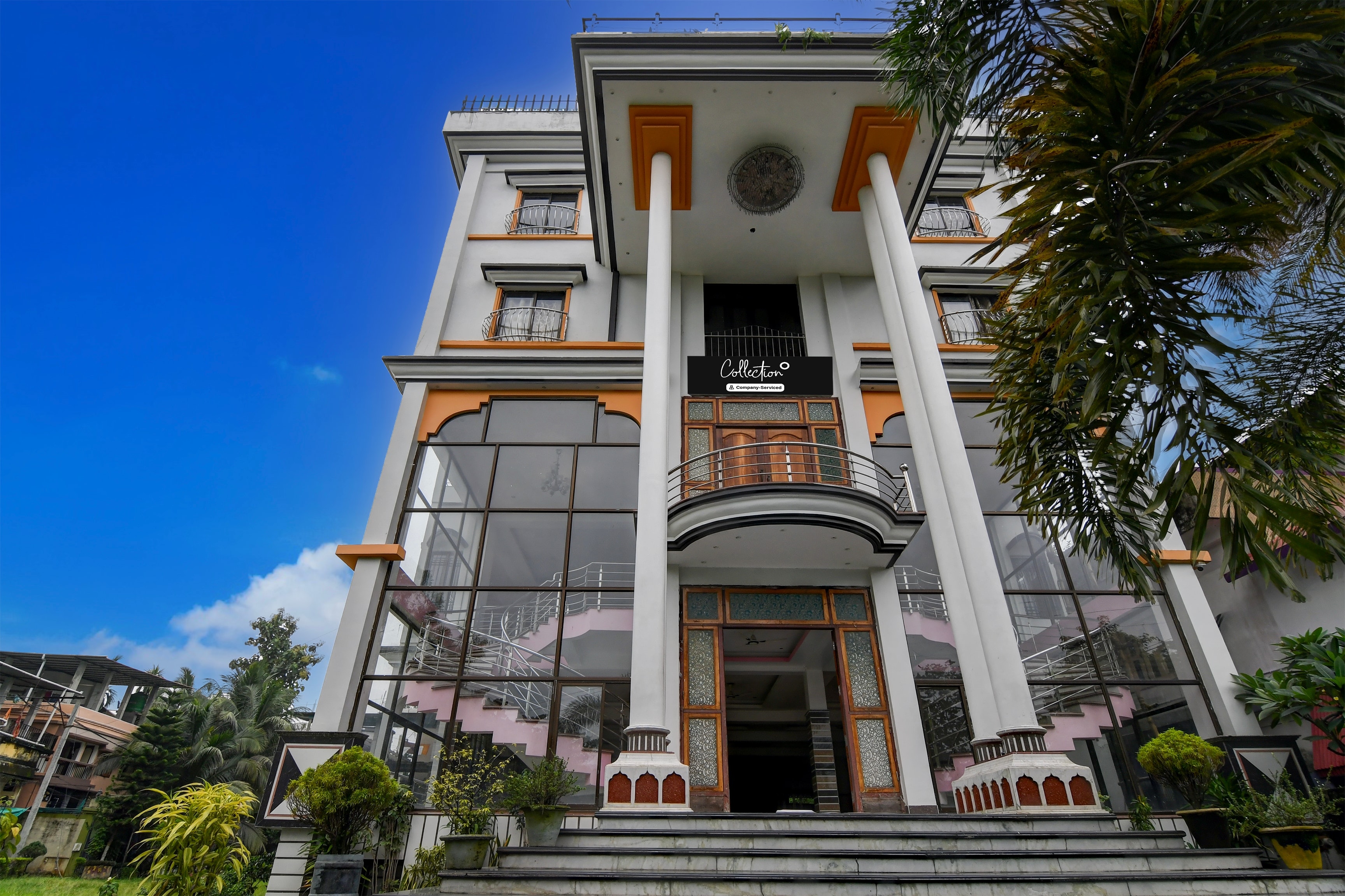 Super Collection O Jalpaiguri Formerly Greater Kailash - Tap to explore photos