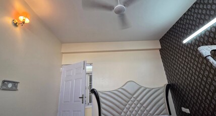 Private Room with Attached Bathroom Room Type - Bedroom 1
