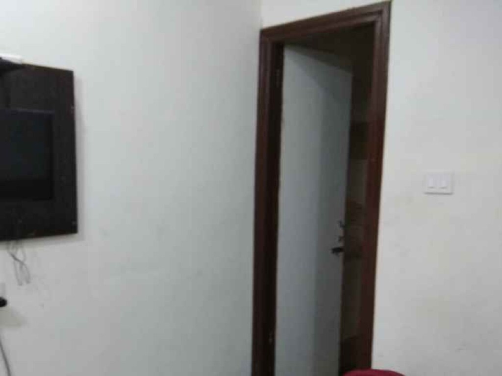 Gagan Guest House - Tap to explore photos