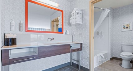 Hampton Inn & Suites by Hilton Greeley Room Type - 1 KING STUDIO STE NONSMOK
