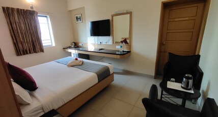 HOTEL AISHWARYAA Room Type - Premium Deluxe