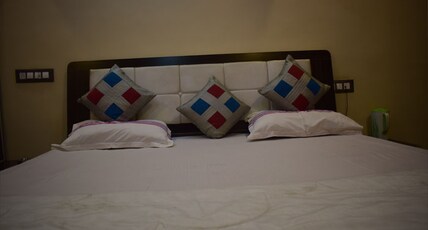 Hotel Royal Palace Room Type - Ac Premium