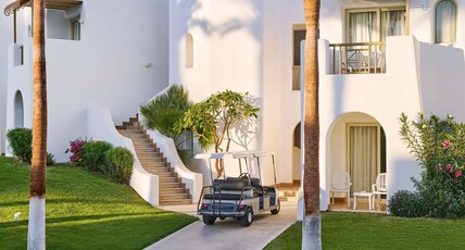 Novotel Sharm El-Sheikh Room Type - Family Suite with a separate bunk beds kids room, Garden side (Palm Wing) Novotel Sharm El-Sheikh Room Type - Family Suite with a separate bunk beds kids room, Garden side (Palm Wing)
