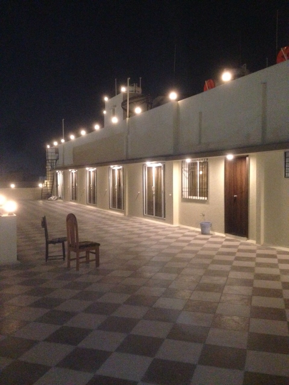 Hotel Tej Palace - Tap to explore photos