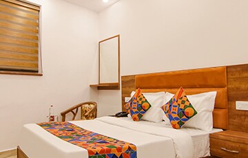 Hotel Ambassador Room Type - DELUXE ROOM