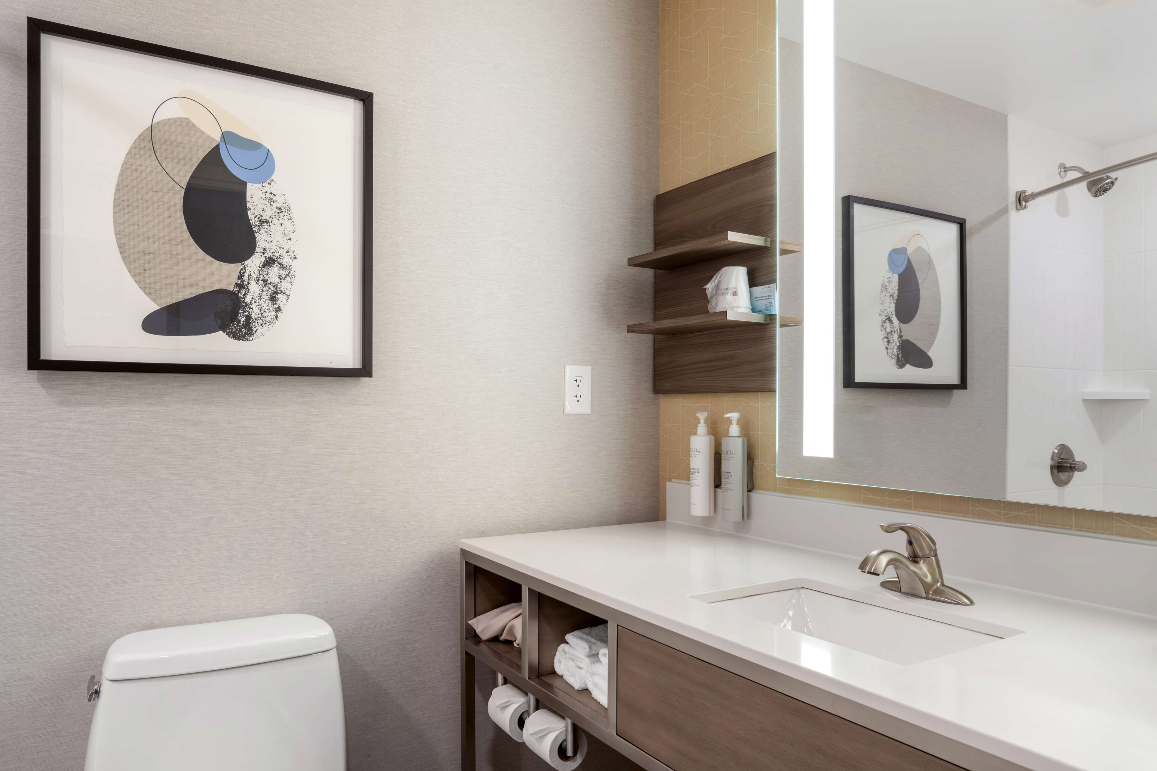 Hilton Garden Inn Charlotte-Concord - Tap to explore photos