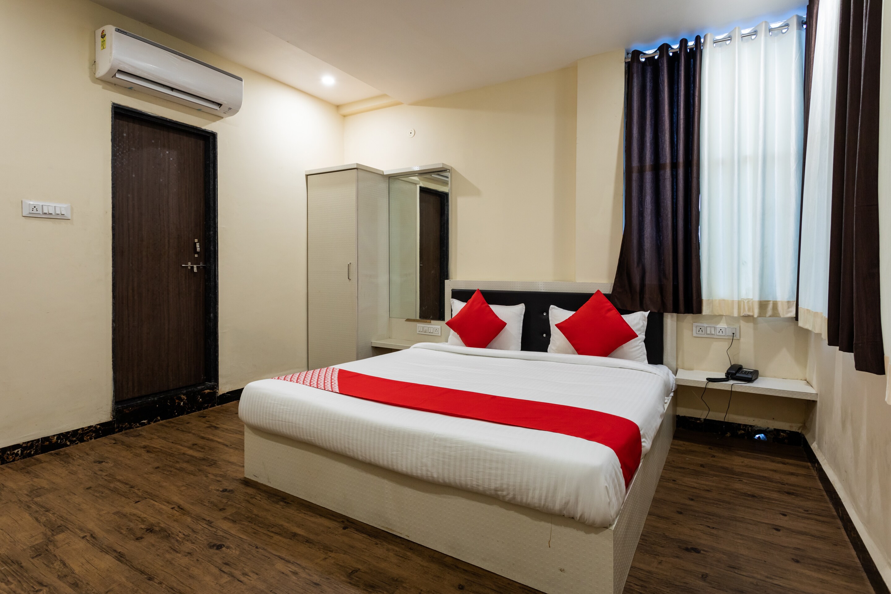 HOTEL RAJ PALACE - Tap to explore photos