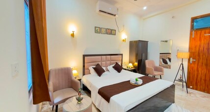 Aarti Room Type - Bedroom 1