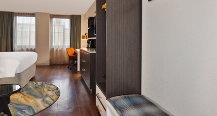 Hotel Indigo ROCHESTER DOWNTOWN Room Type - 1 King Bed Standard