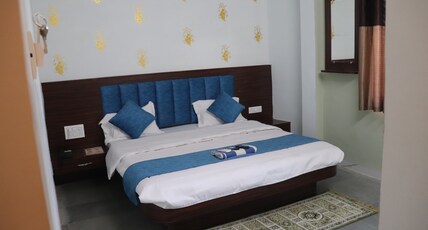 hotel shivalay palace maheshwar Room Type - Deluxe Non Ac Rooms