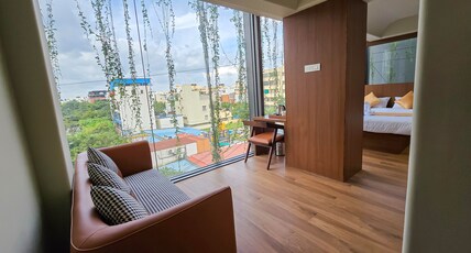 Hotel Amigos Room Type - Luxury Suite with Premium Comfort