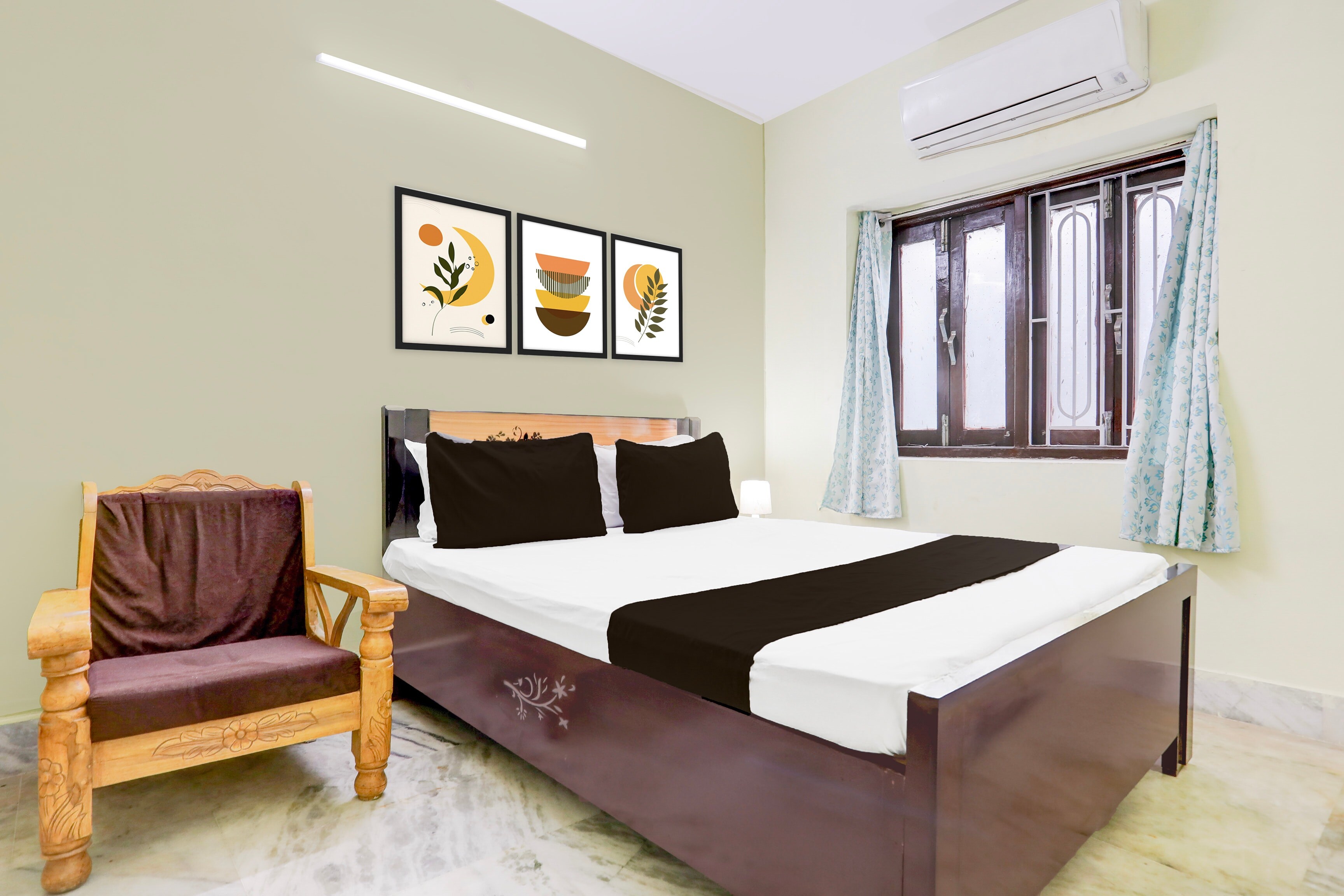 SPOT ON HOTEL DREAM NIVAS - Tap to explore photos