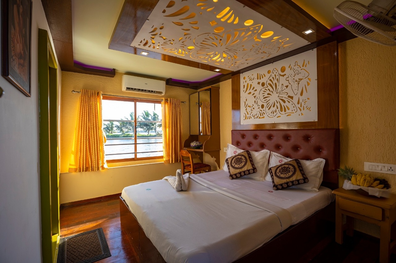 Coco Houseboat Kerala - Tap to explore photos
