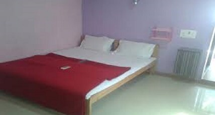 Heera Guest House Room Type - Separate Non Ac Room
