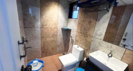 Blue Lagoon Home Stay Room Type - Aqua Vista  Deluxe Pool And River View