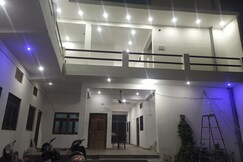 A.V Palace
